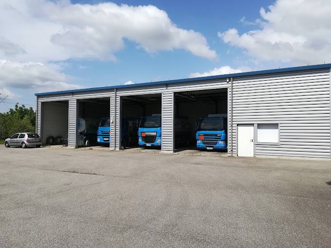 Réalisation garage trois entrée